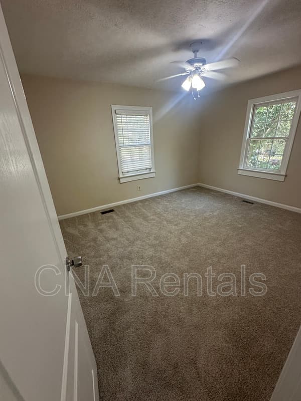 Marietta House: 1936 Clearwater Drive