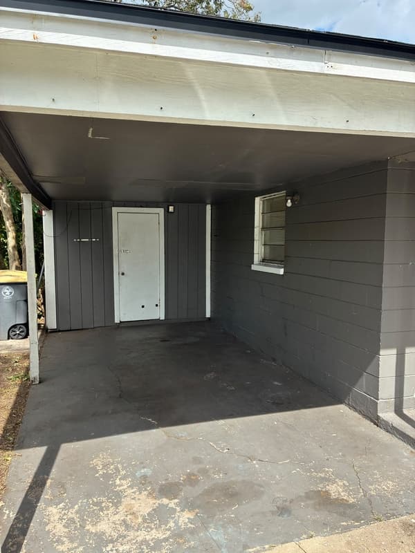 Jacksonville House: 4520 Bessie Circle West