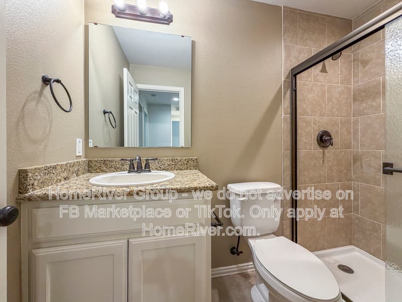 Sherman House: 3017 N Hickory St