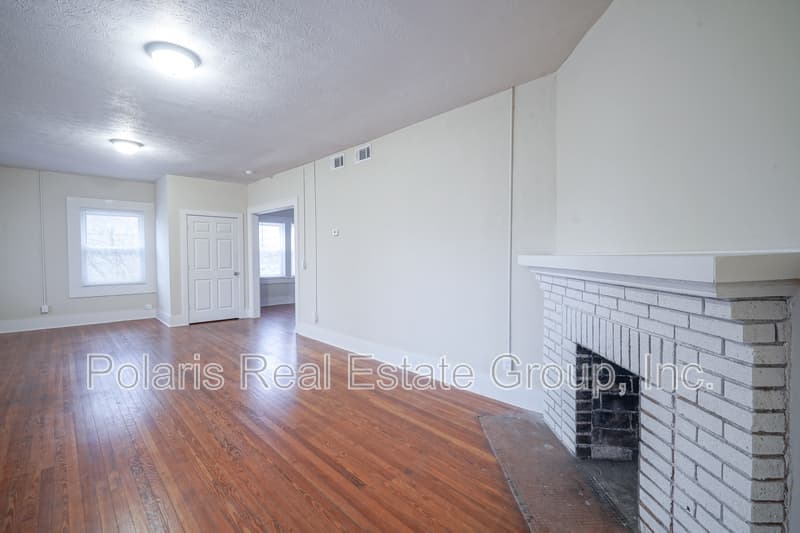 Lebanon Condo: 208 W Williams St