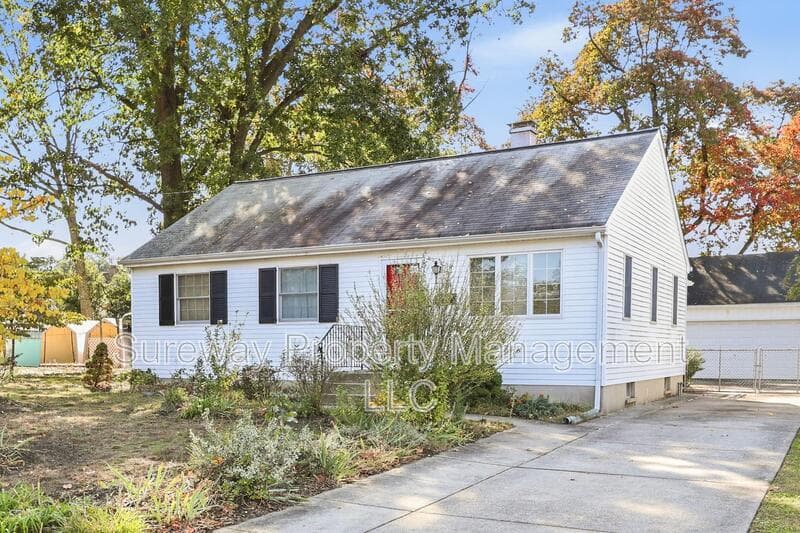 Delran House: 304 Brown Street