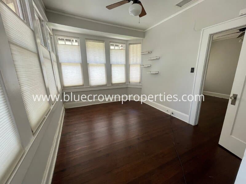 Dallas House: 5521 Richmond Ave
