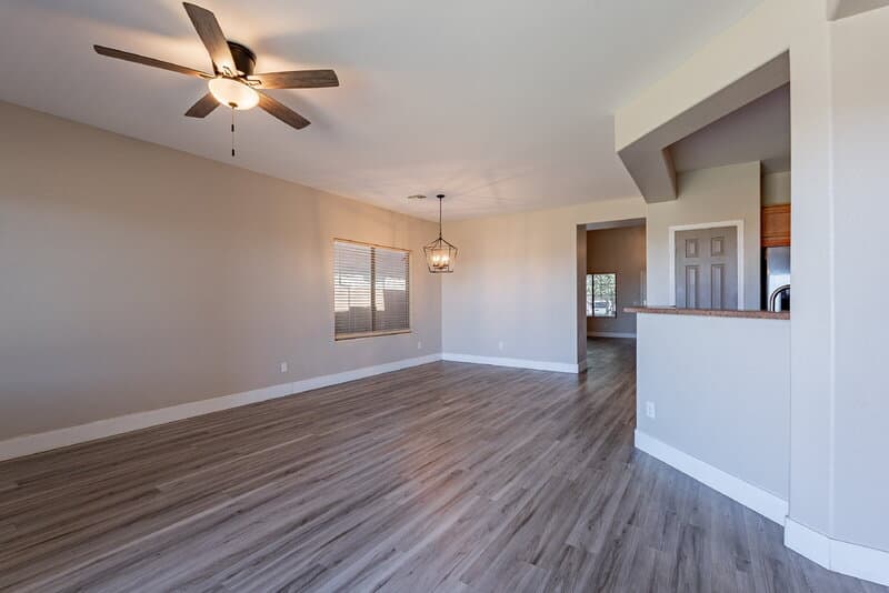 Florence House: 7599 West Springfield Way