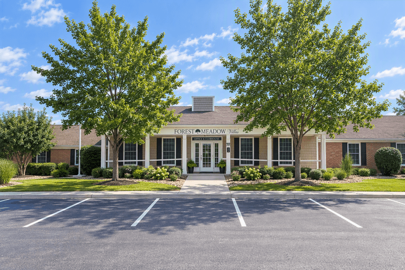Medina Condo: 565 Leisure Lane