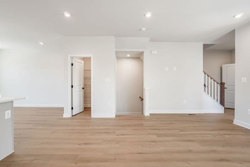 Fredericksburg House: 1400 Crested Iris Drive