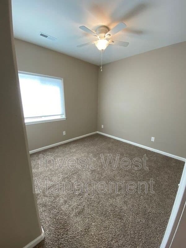 Battle Ground House: 1801 NE 16th Way