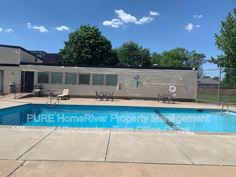 Brooklyn Park Condo: 7282 72nd Ln N