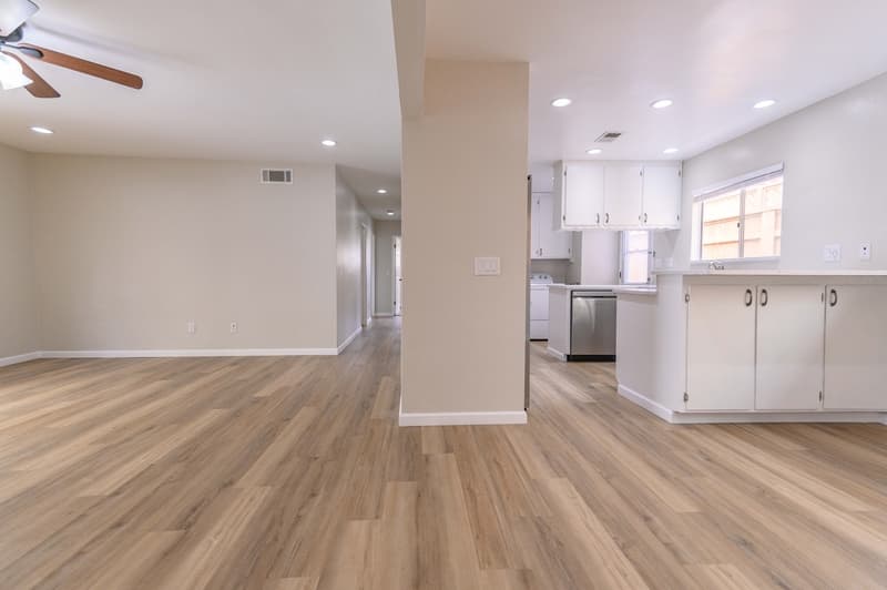 Coronado House: 358 I Ave