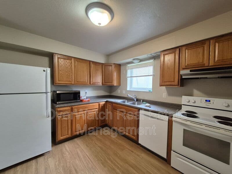 Anchorage Condo: 3162 Tarwater Ave