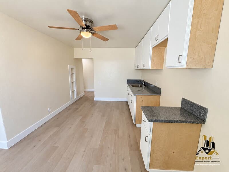 Roseville House: 414 6th Street