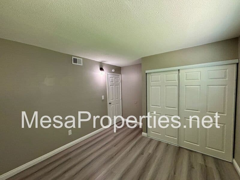 Ontario Condo: 1749 E Fairfield Ct