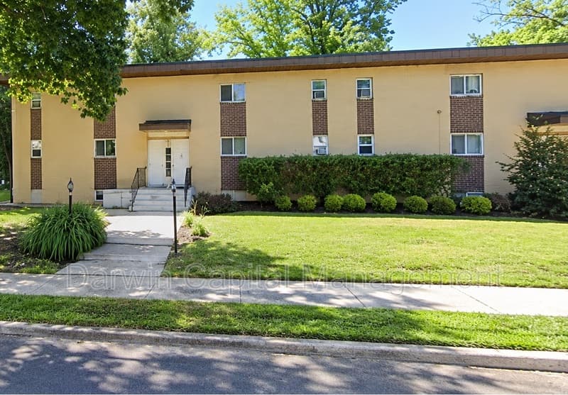 Haddon Heights Condo: 2032 Maple Avenue - 4