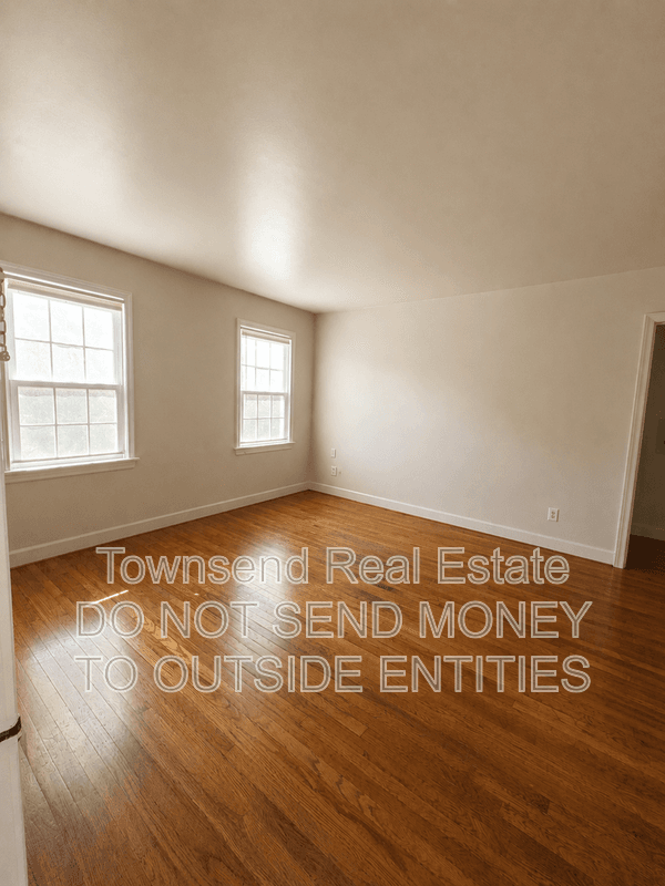 Fayetteville House: 507 Martine Rd.