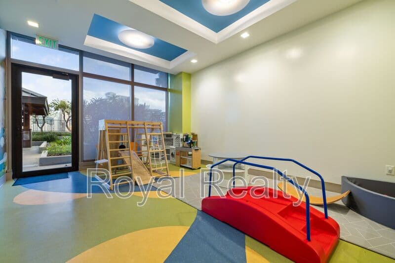 Honolulu Condo: 1555 Kapiolani Blvd