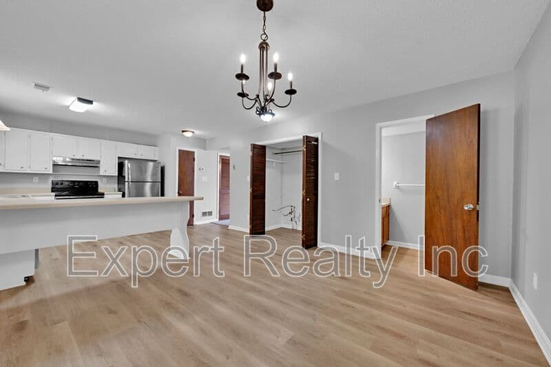 Birmingham House: 2346 Grayson Valley Circle