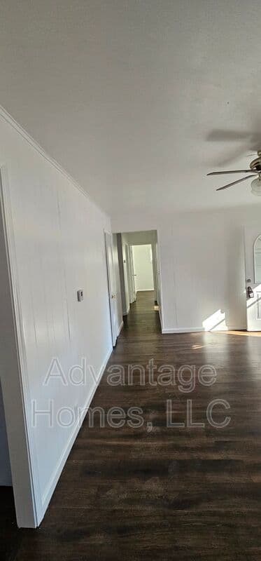 Kansas City House: 7504 E 112th St