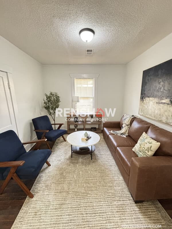 Memphis House: 914 Garland St