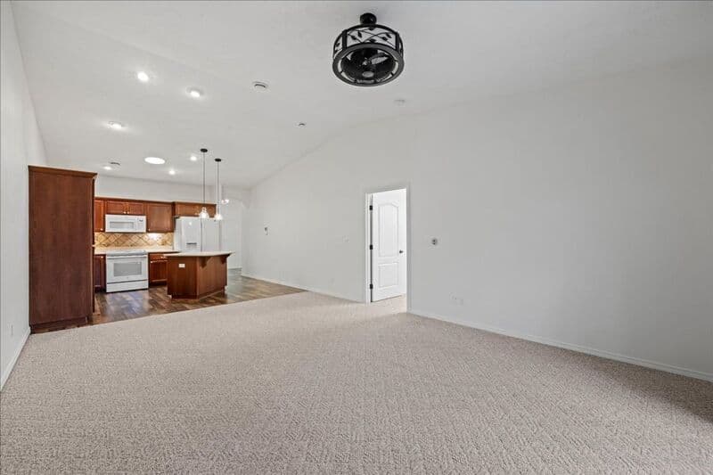 Pasco Townhome: 9312 Majestia Lane