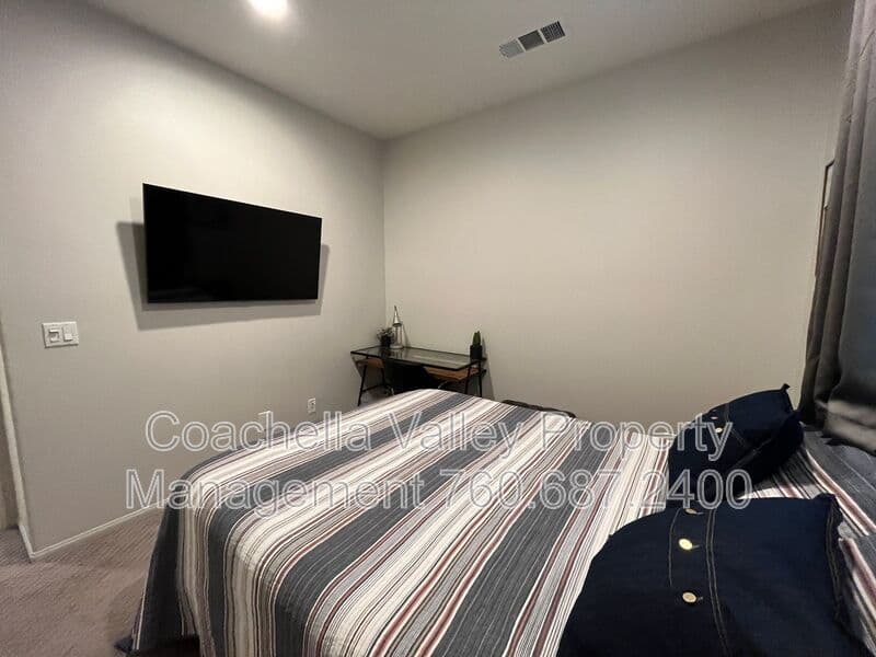 Palm Desert Condo: 321 Paseo Gusto