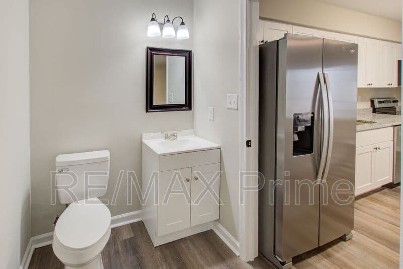 Virginia Beach House: 5375 Grand Lake Crescent