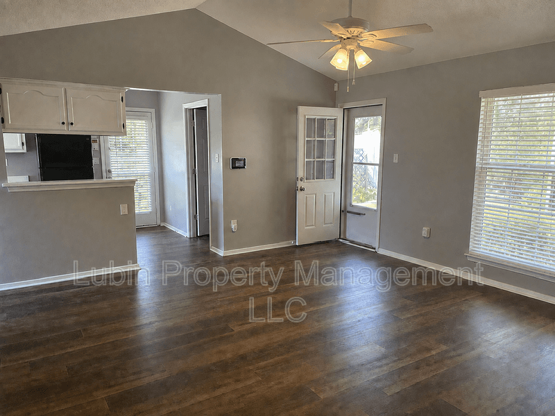 Olive Branch House: 10331 Oak Leaf Drive