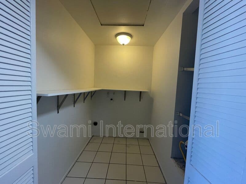 Lakewood Condo: 20732 Seine Avenue