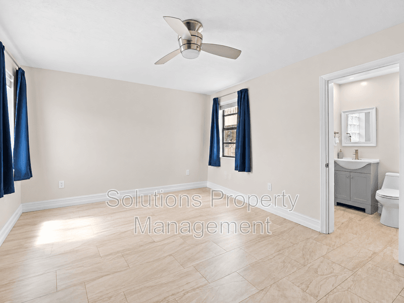Cocoa Beach Condo: 1630 S Atlantic Ave