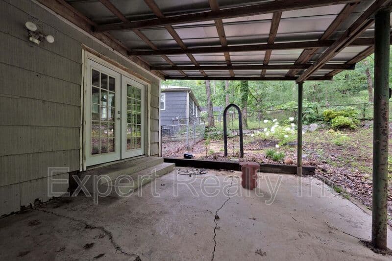 Birmingham House: 900 75th St S