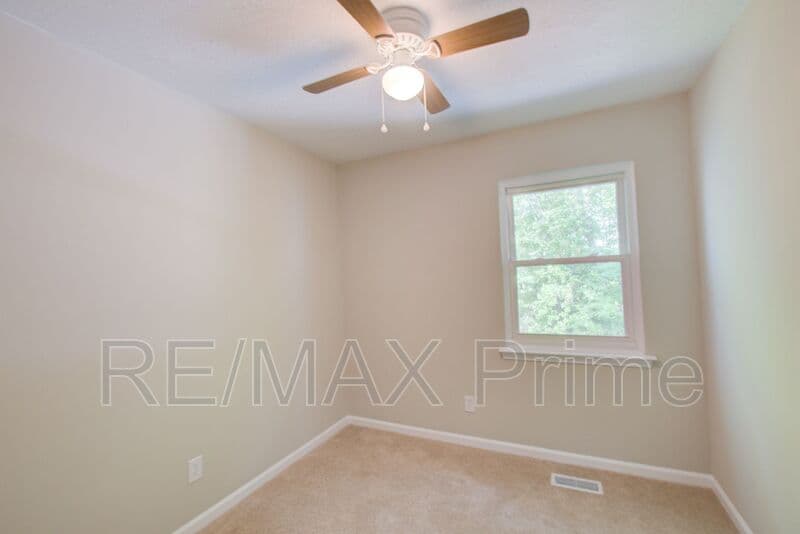 Virginia Beach House: 5375 Grand Lake Crescent