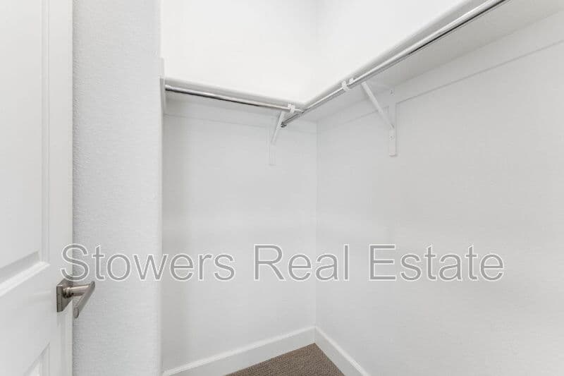 Hayward House: 220 Caterina Way