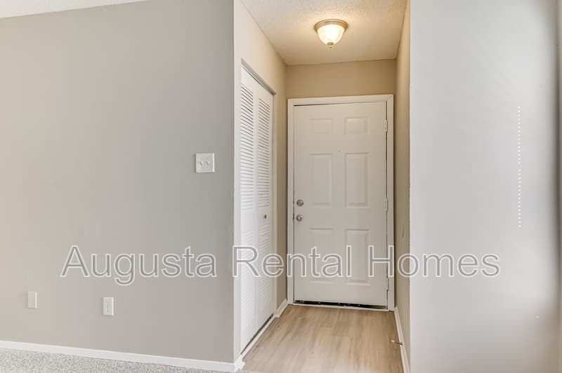 Augusta Condo: 2515 Center West Parkway - 3N