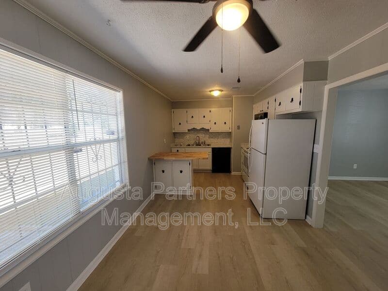 Augusta House: 2965 Meadowbrook Drive