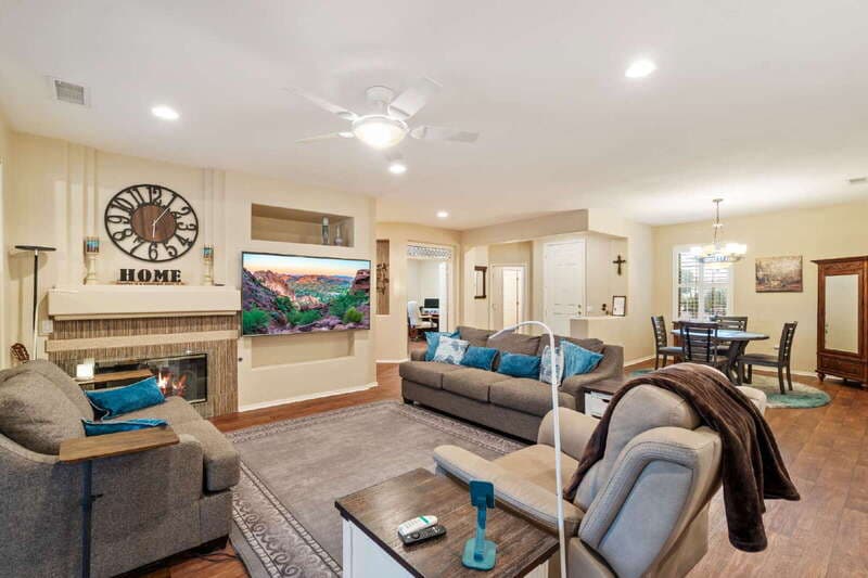 Surprise House: 16418 West Desert Lily Drive