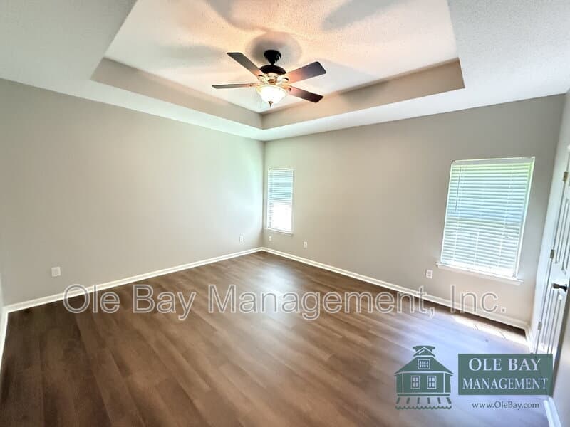 Mobile House: 3420 Fairfield Rd