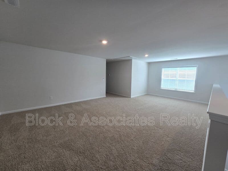Jamestown House: 209 Ranger Rd