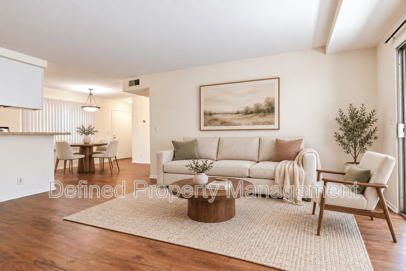 Sherman Oaks Condo: 4701 NATICK AVE