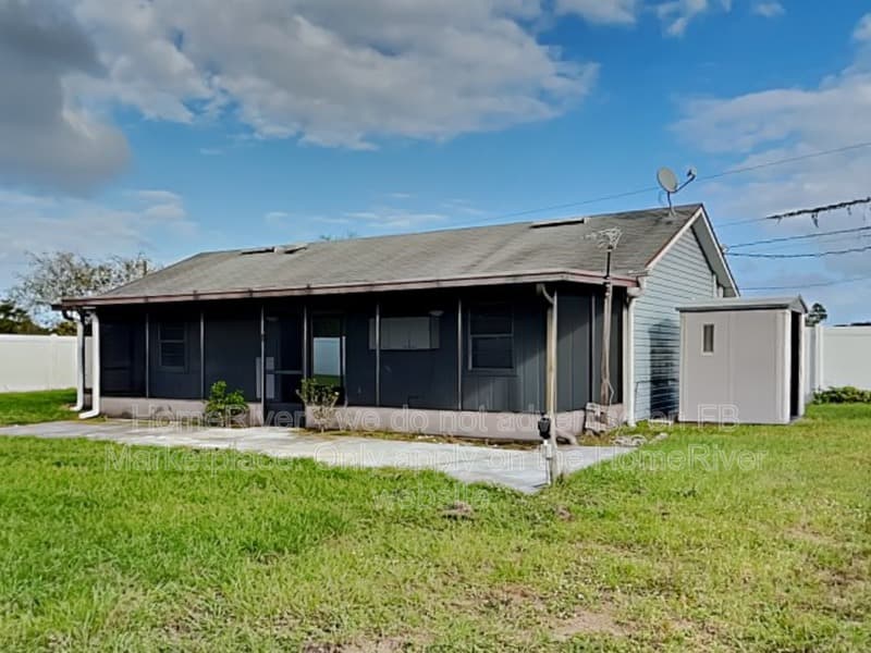 Deltona House: 3484 Commerce Ave