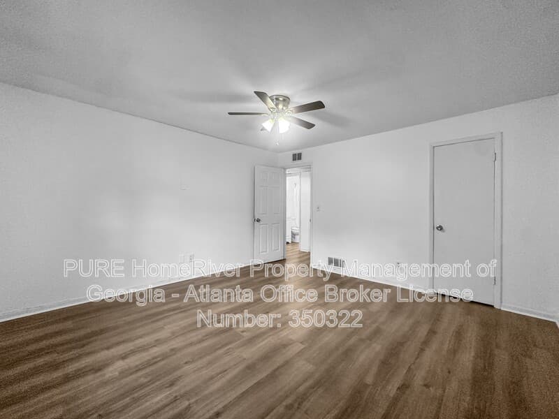 Forest Park Condo: 573 Evergreen Ter