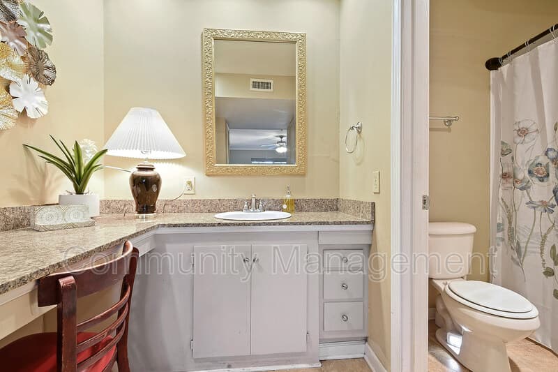Baton Rouge Condo: 7950 Jefferson Hwy