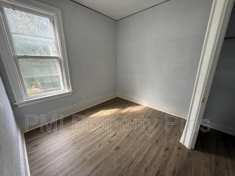 Milwaukee Condo: 1623 N 38th St