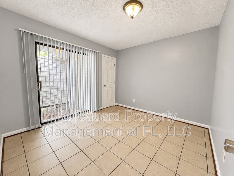 Pensacola Condo: 6398 W Fairfield Dr