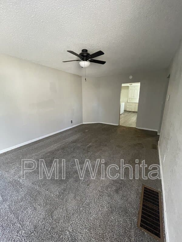 Wichita Condo: 1853 South Grove Street