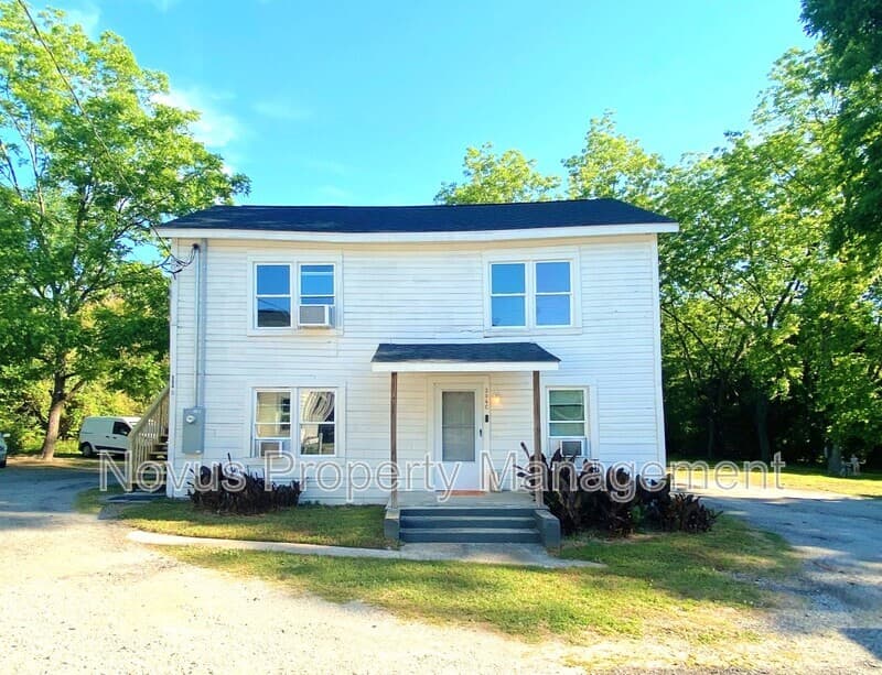 Carrollton Condo: 304 Cedar Street