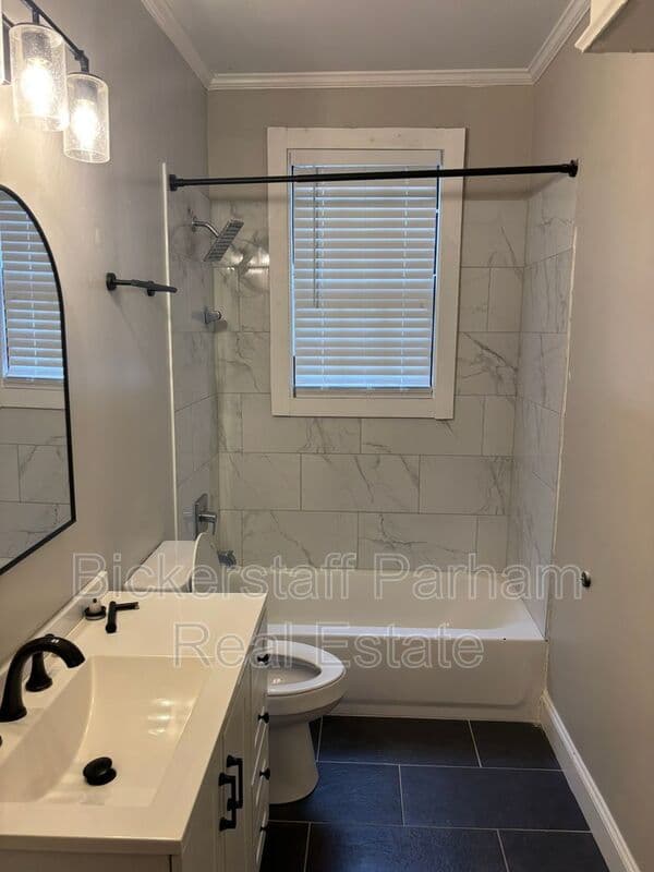 Columbus Condo: 1219 Eberhart Avenue