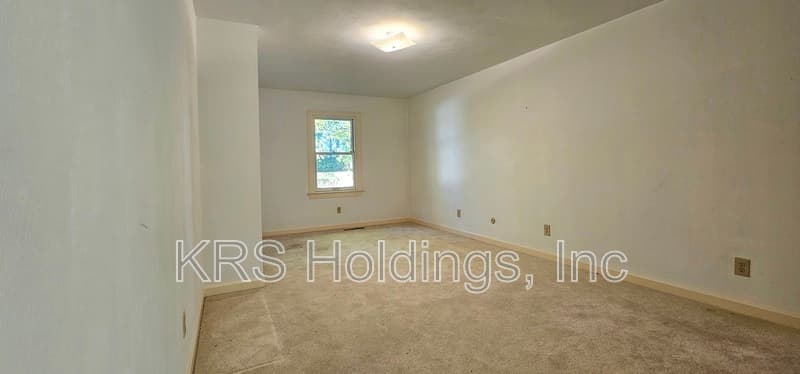 Virginia Beach House: 1029 Dulcie Ave