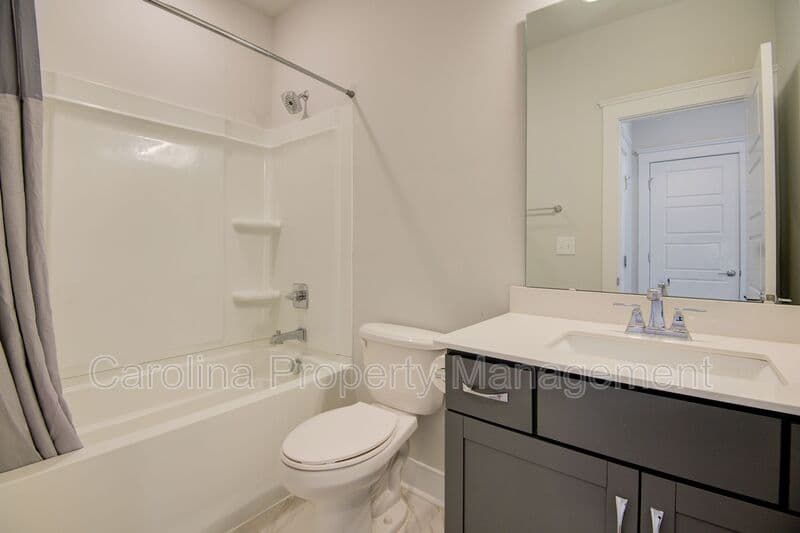 Charlotte House: 5939 Ardrey Kell Rd