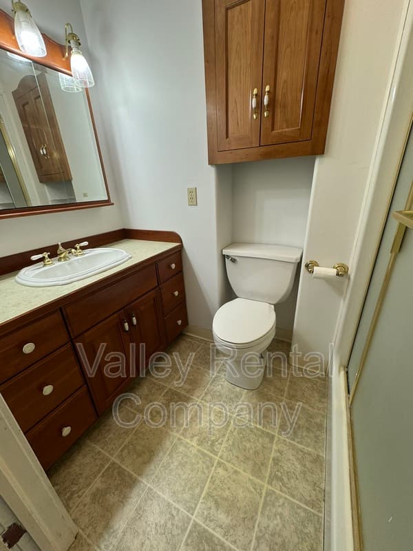 Hadley Condo: 4 Lawrence Plain Road - 1