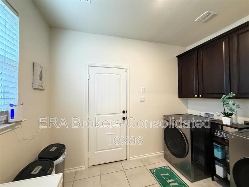 Round Rock House: 4644 Padula Drive