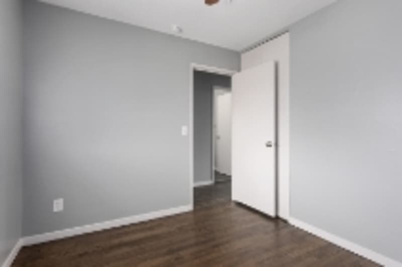 Kansas City Condo: 423 W 87th Pl