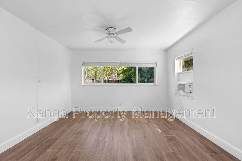 Fort Lauderdale House: 1134 Ne 16 Terrace